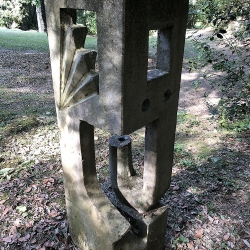 Font prismàtica [4]